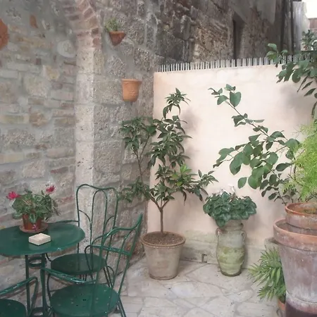 Piccola Corte Bed & Breakfast